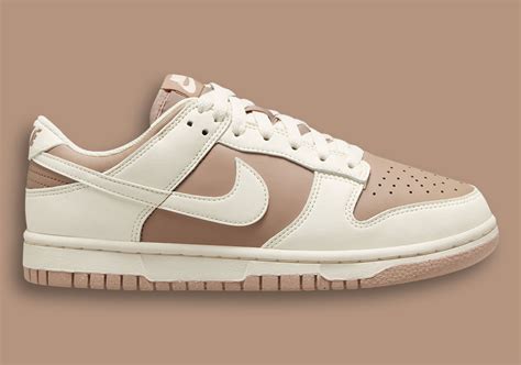 damen nike dunk beige|nike white and black dunks.